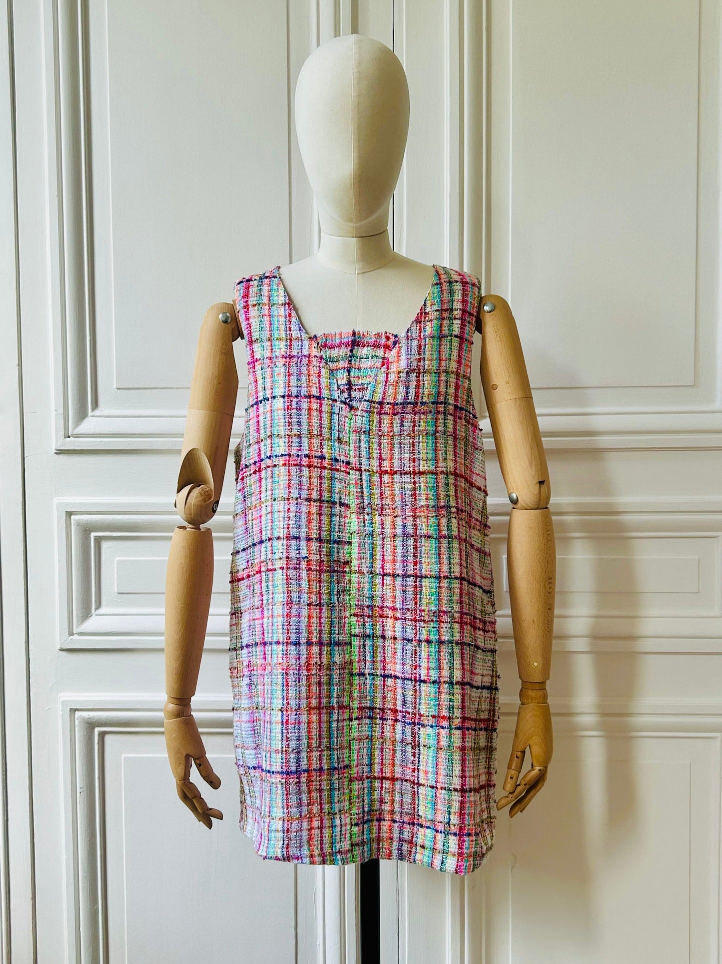 Robe en V en très weed multicolore tissé et fabriquée en France