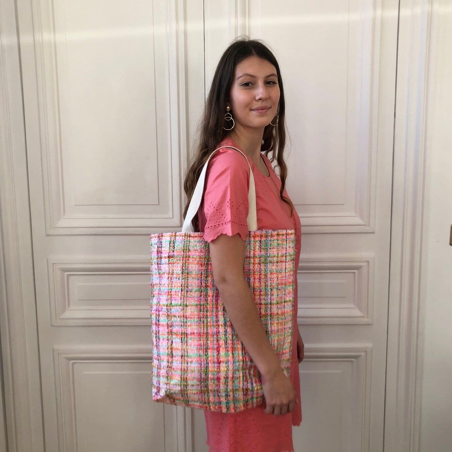 Sac Vivien en tweed rose et arc-en-ciel tissé et fabriqué en France