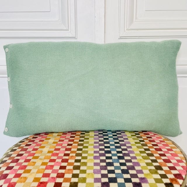 Coussin 61x28 cm vert d'eau tricoté en France 58% cachemire 42% lin