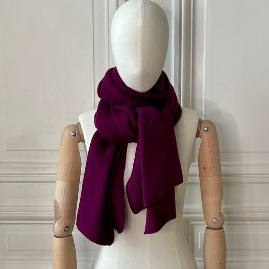 Etole prune tricotée en France 200x60 cm 100% cachemire maille serrée