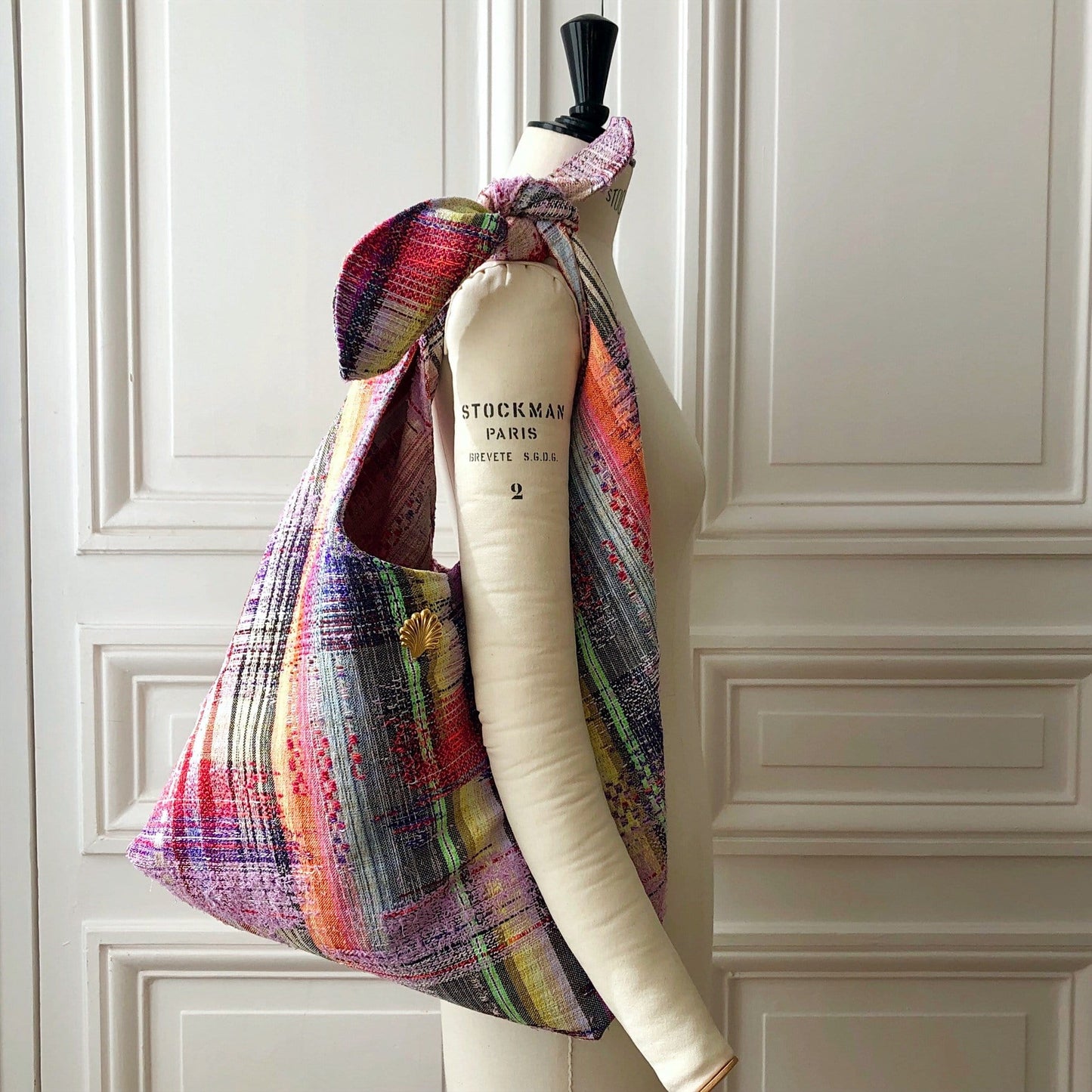 Sac Angèle en tweed rose tendre, rose vif, rouge, noir, jaune, lilas et orange tissé et fabriqué en France
