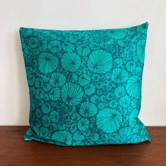 Coussin Evesome 50x50cm en denim de Liberty - Evesome cushion 50x50cm in Liberty denim