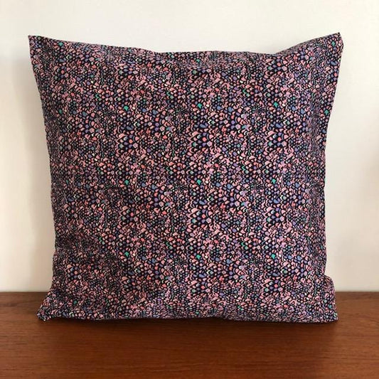 Coussin Evesome 50x50cm en denim de Liberty - Evesome cushion 50x50cm in Liberty denim