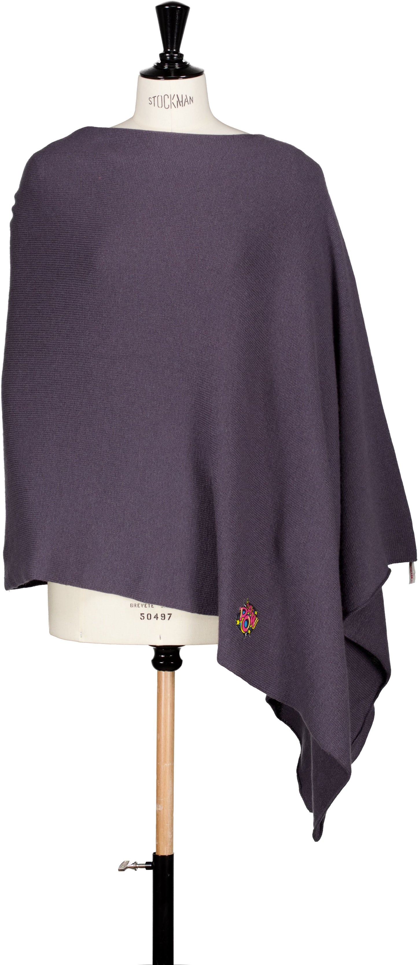 Maxi poncho avec patch Evesome maille serrée 100% cachemire - Maxi poncho with Evesome patch tight mesh 100% cashmere