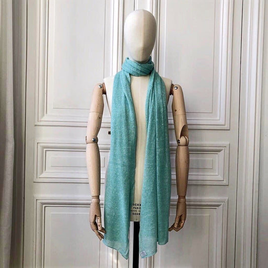 Etole turquoise tricotée en France 200x60 cm 58% cachemire 42% lin