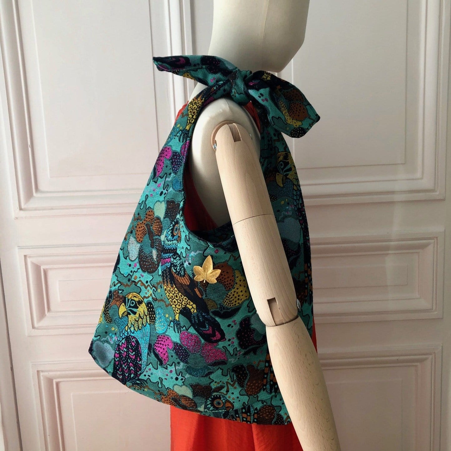 Sac Angèle en tweed perroquets turquoise, rose, jaune et marine tissé et fabriqué en France