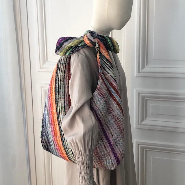 Sac Angèle en tweed rose tendre, rose vif, rouge, noir, jaune, lilas et orange tissé et fabriqué en France