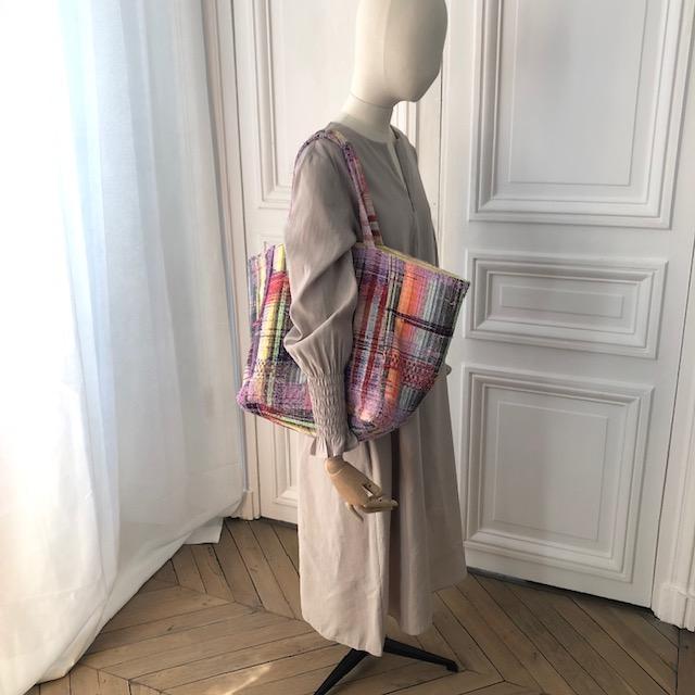 Sac Sébastien en tweed rose tendre, rose vif, rouge, noir, lilas et orange tissé et fabriqué en France