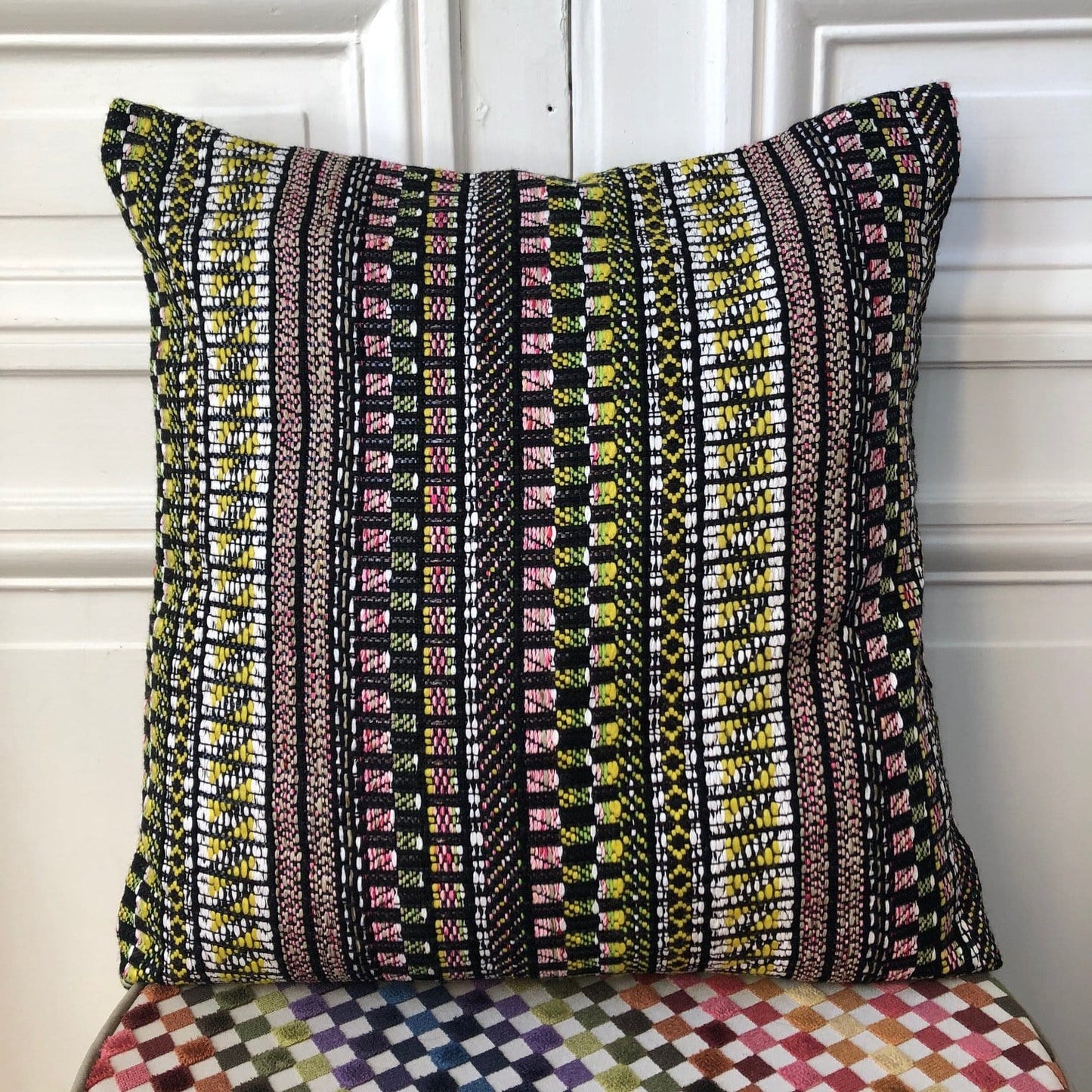 Coussin 50x50cm en tweed tissé et fabriqué en France