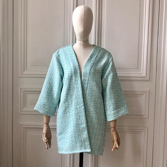 Kimono en tweed vert d'eau et blanc tissé et fabriqué en France