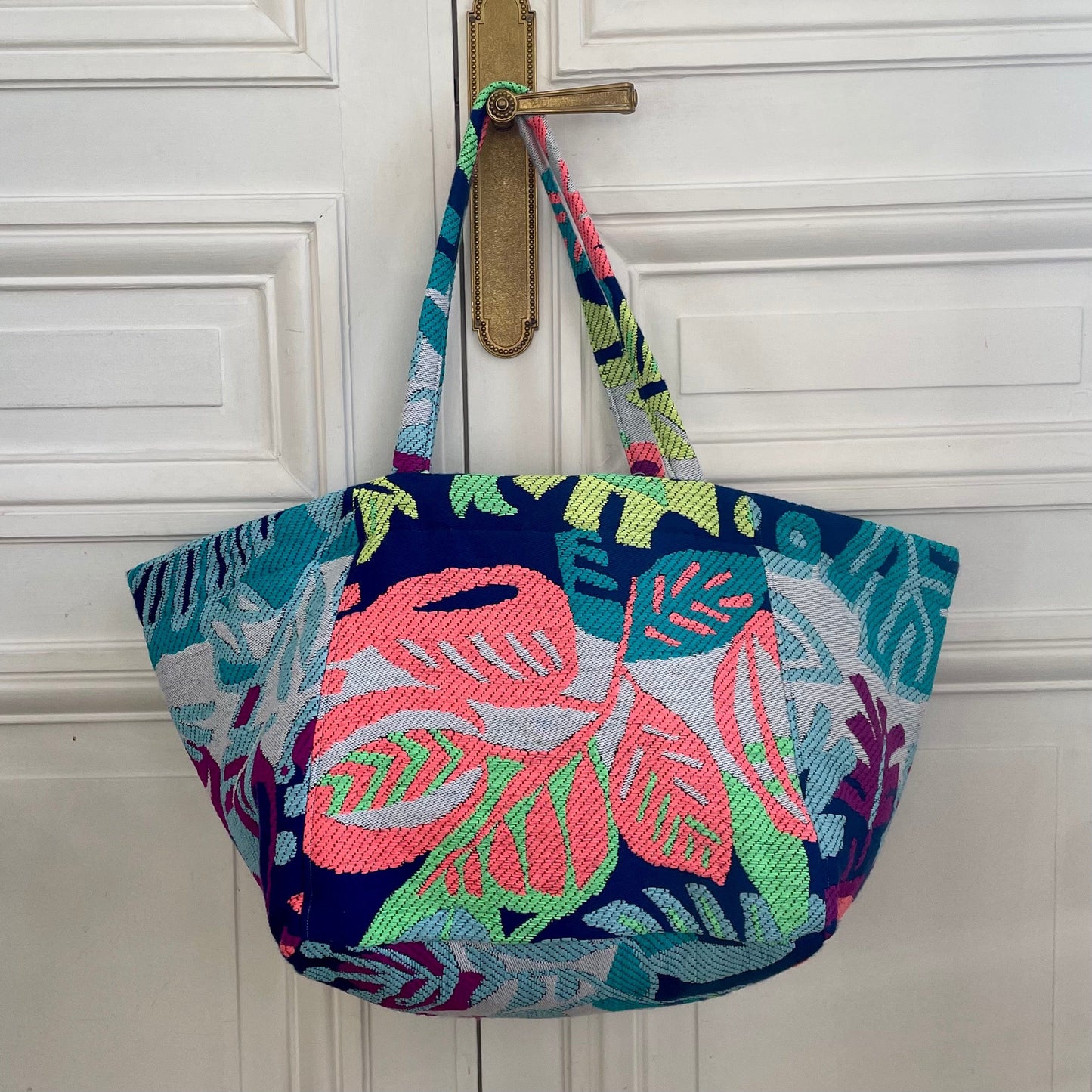Sac Sébastien en tweed jungle bleu klein, vert fluo, blanc, rose fluo, violet et jaune fluo tissé et fabriqué en France