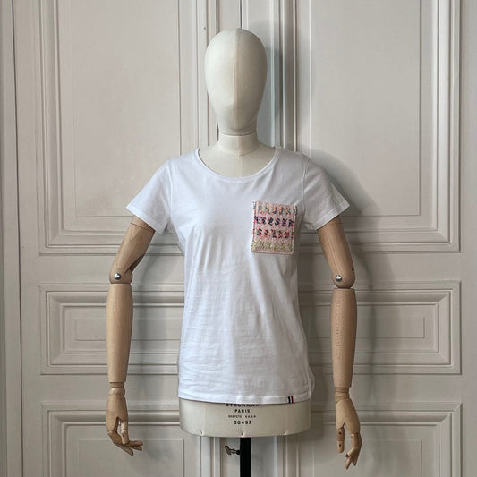 T shirt en coton blanc avec patchs en tweed tissé et fabriqué en France
