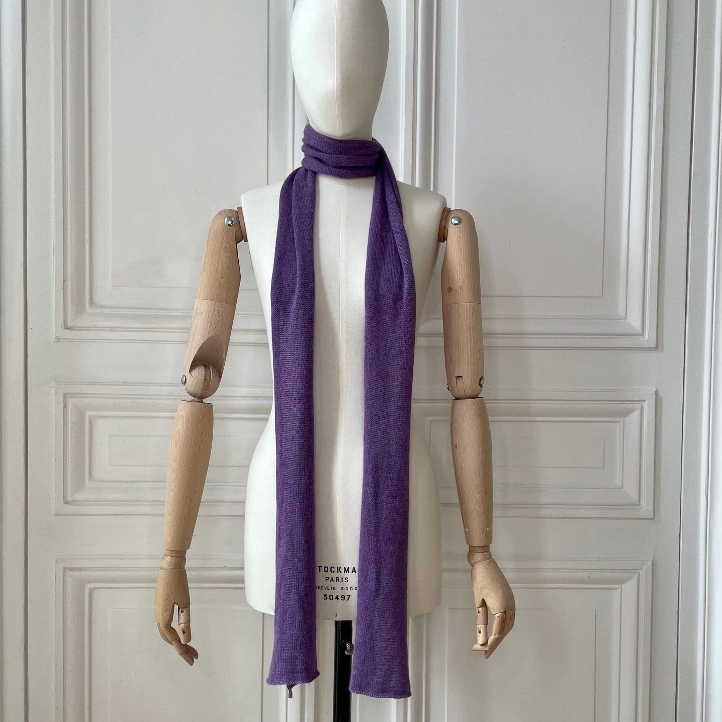 Mini écharpe violette tricotée en France 58% cachemire 42% lin