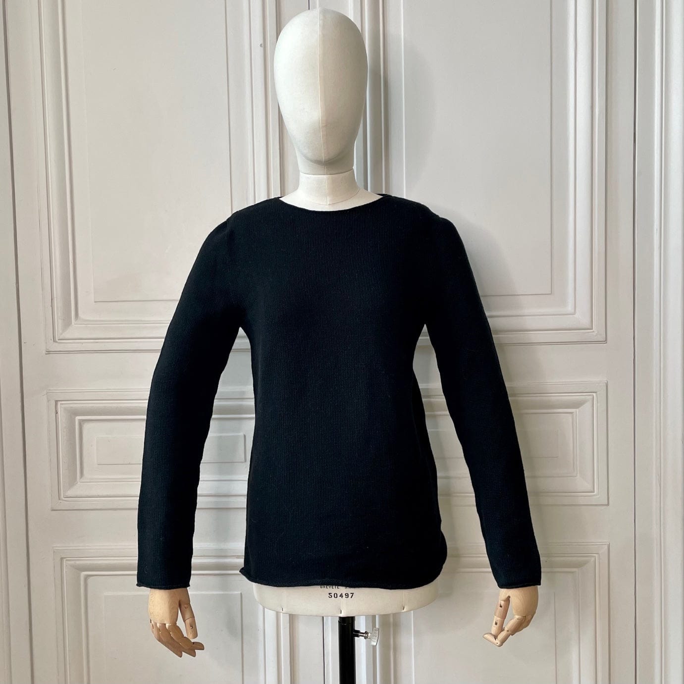 Pull col rond noir tricoté en France 100% cachemire