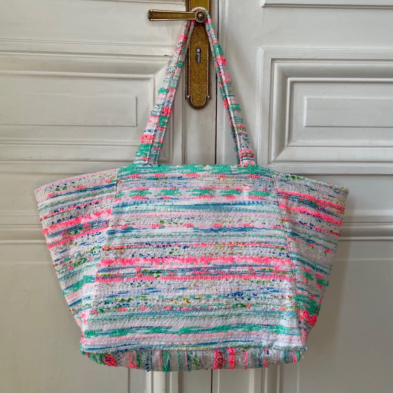 Sac Sébastien en tweed bleu, rose fluo, blanc et vert d'eau tissé et fabriqué en France