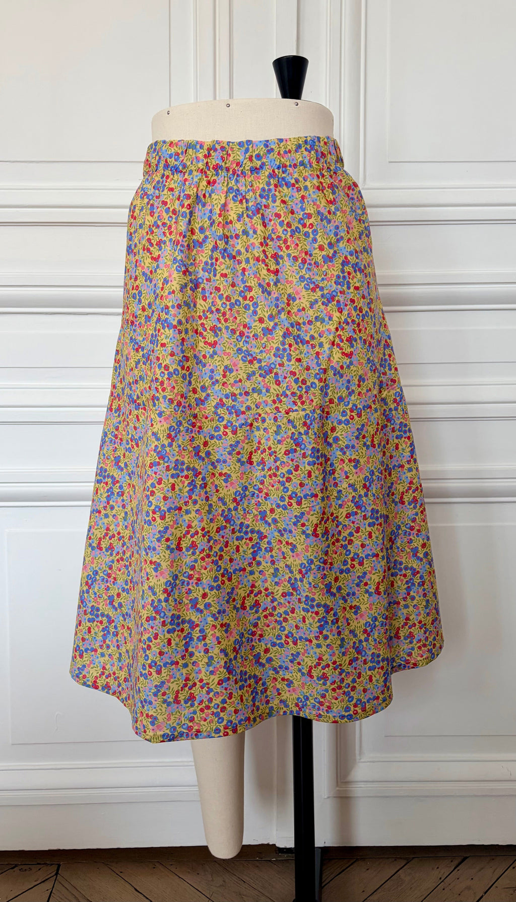 Jupe longue en Liberty de coton à taille élastiquée fabriquée en France