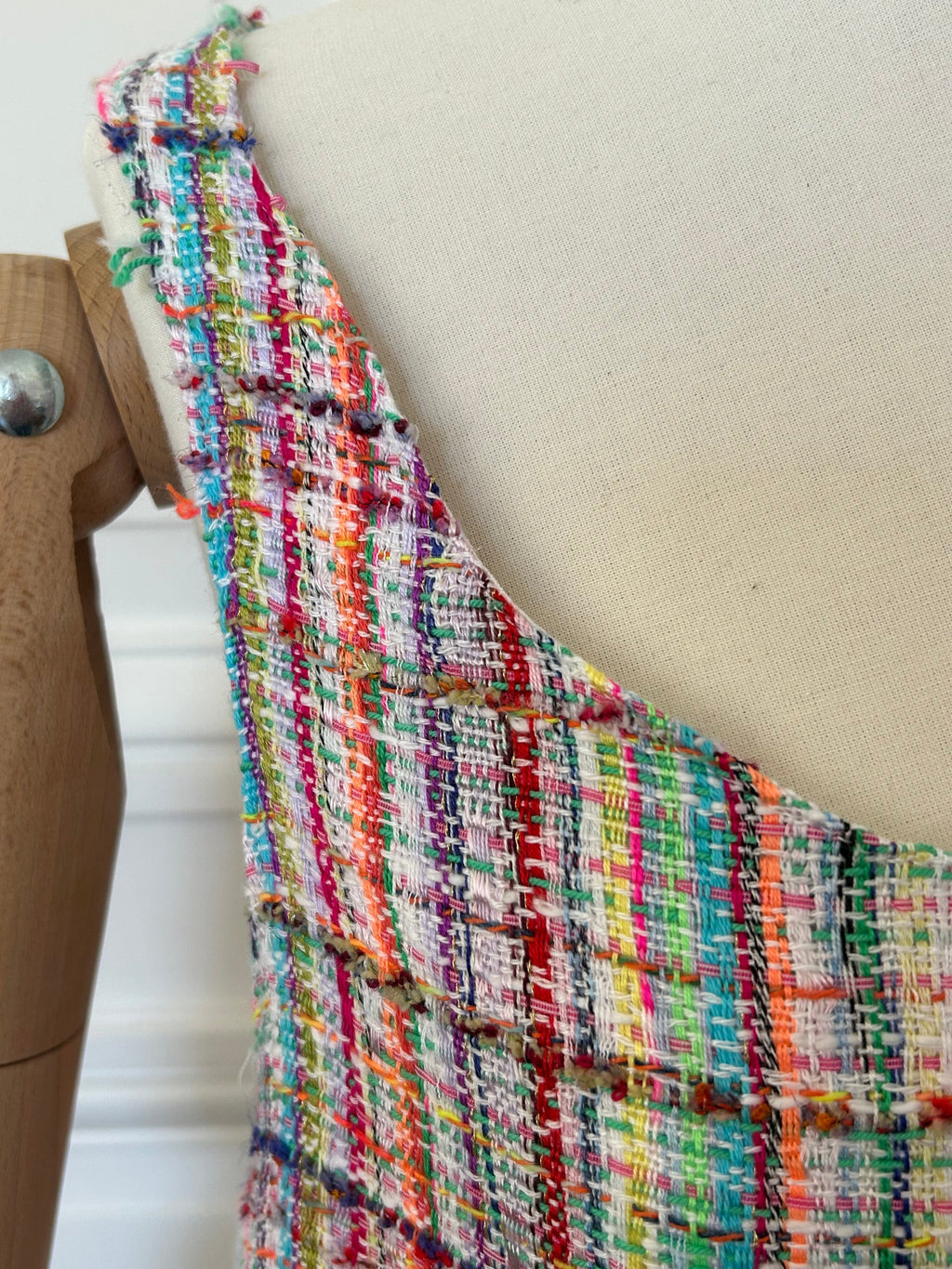 Robe 60’s en tweed multicolore tissé et fabriquée en France
