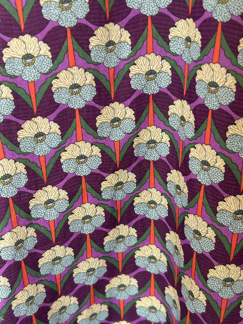 Robe en V courte fabriquée en France