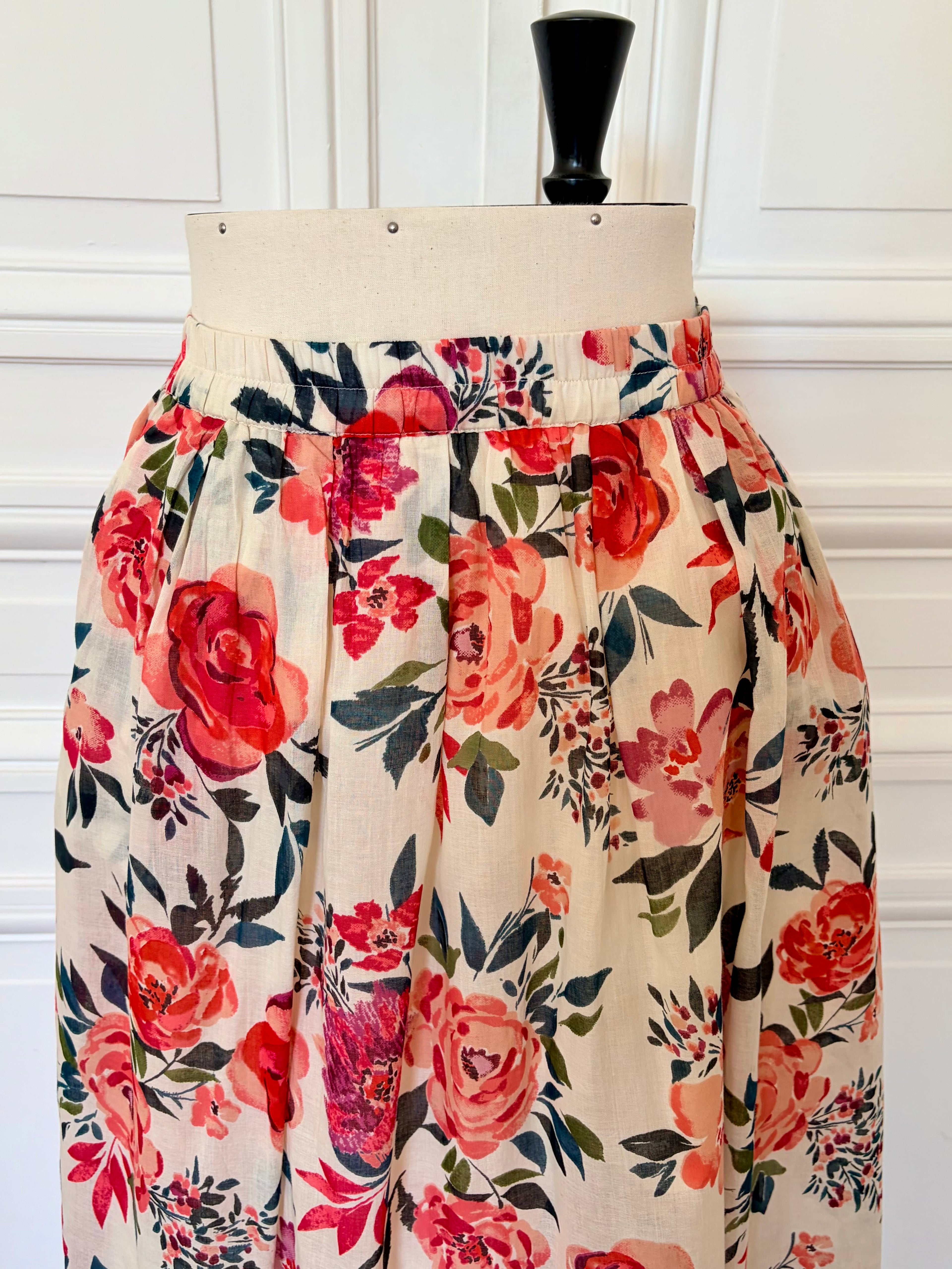 Jupe en coton fleurie rose