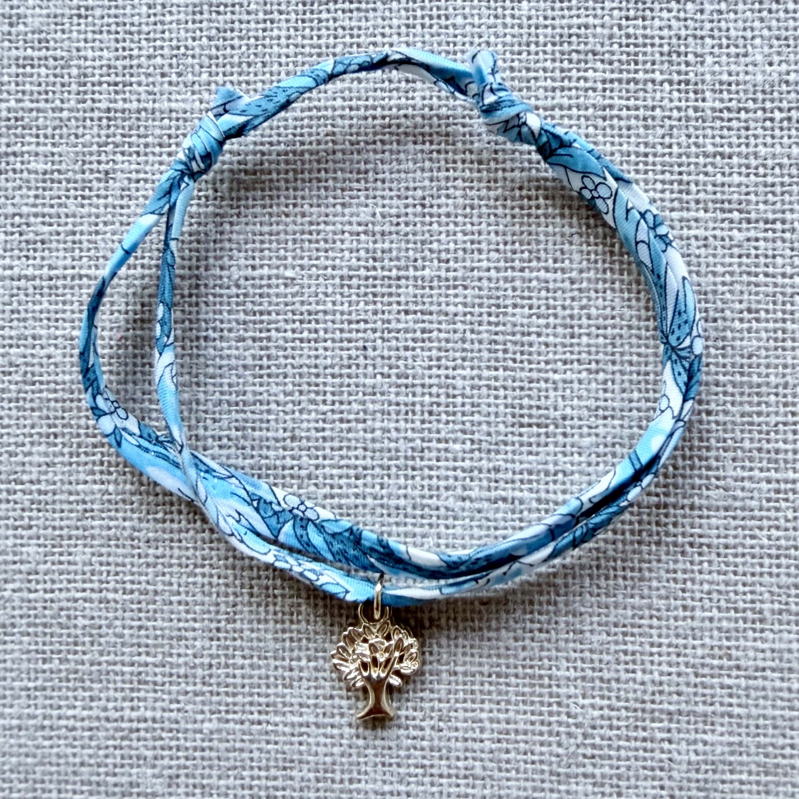 Bracelet Evesome x Le Petit Lien de Paris en Liberty de coton et acier inoxydable doré