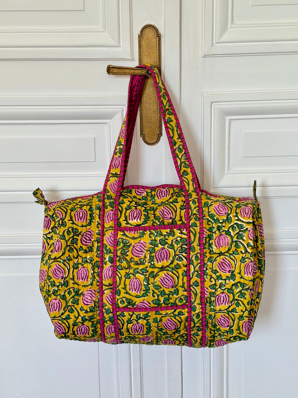 Sac polochon taille moyenne  en coton matelassé imprimé en indienne