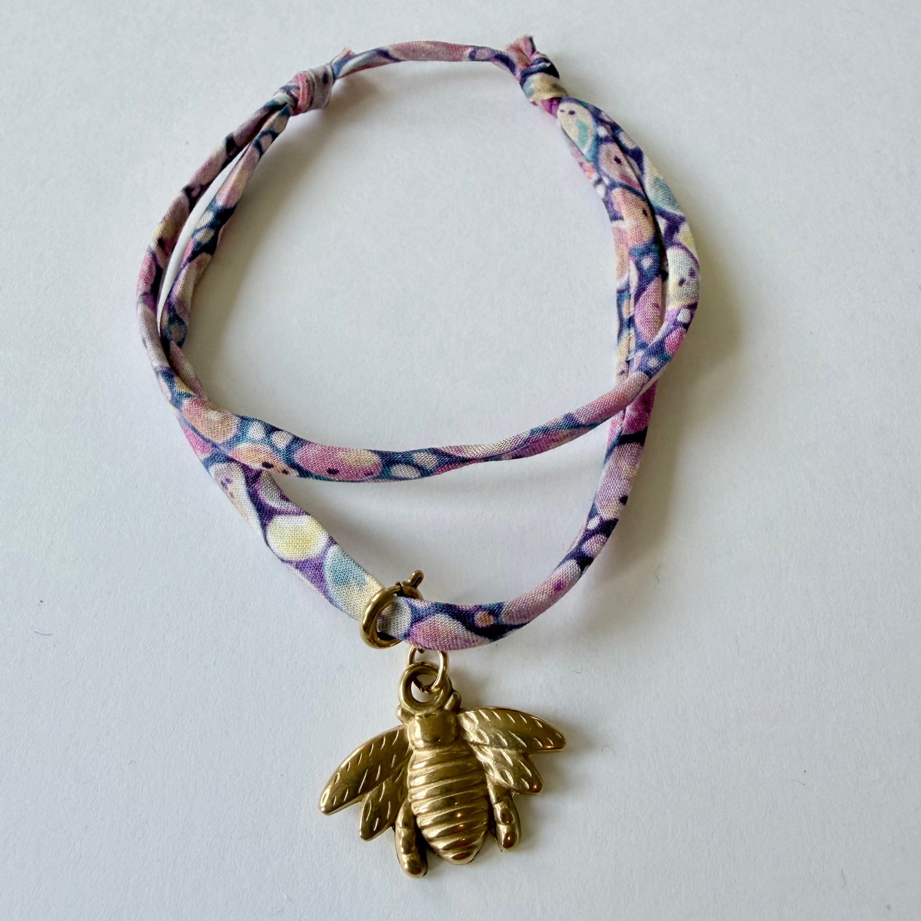 Bracelet Evesome x Le Petit Lien de Paris en Liberty de coton et acier inoxydable doré