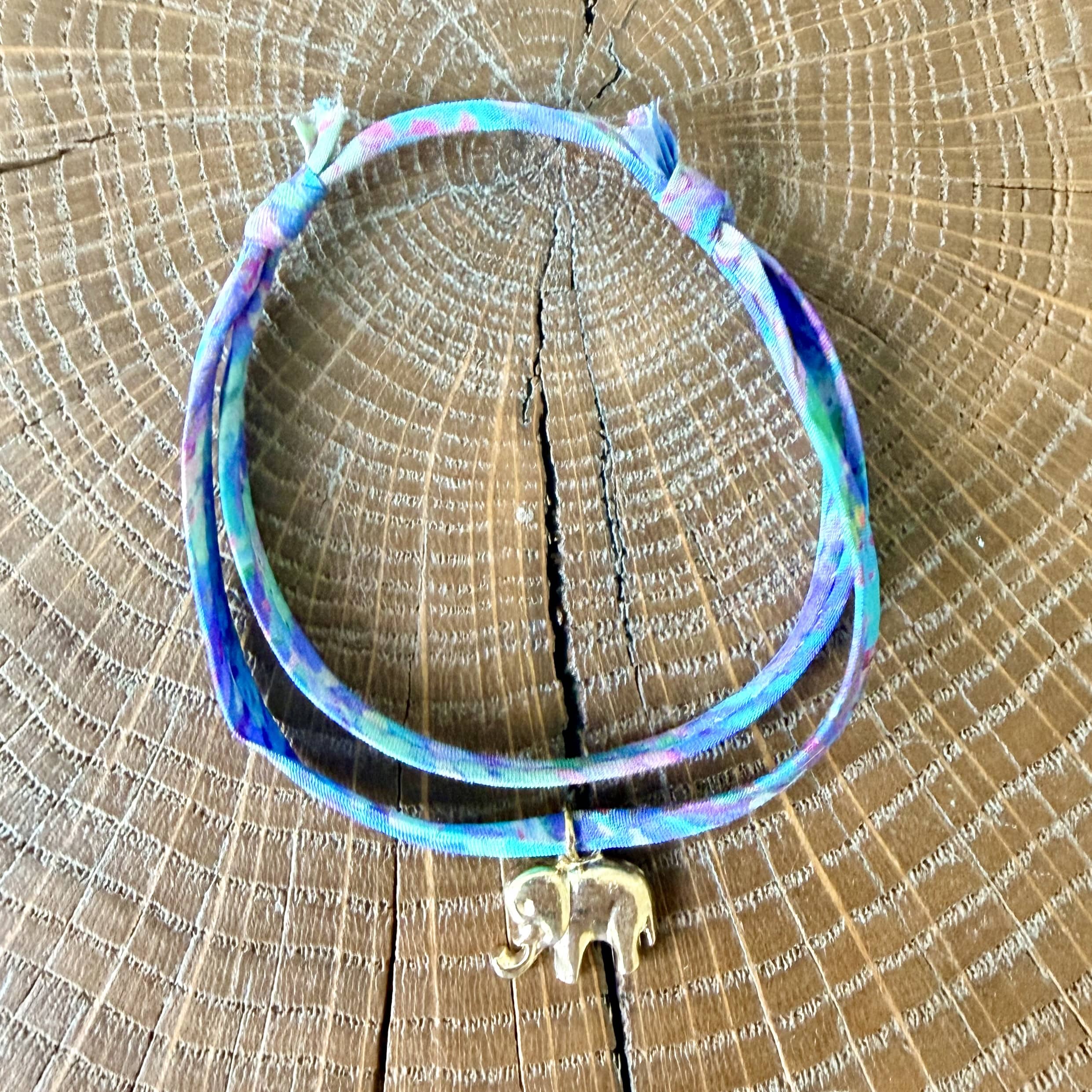Bracelet Evesome x Le Petit Lien de Paris en Liberty de coton et acier inoxydable doré