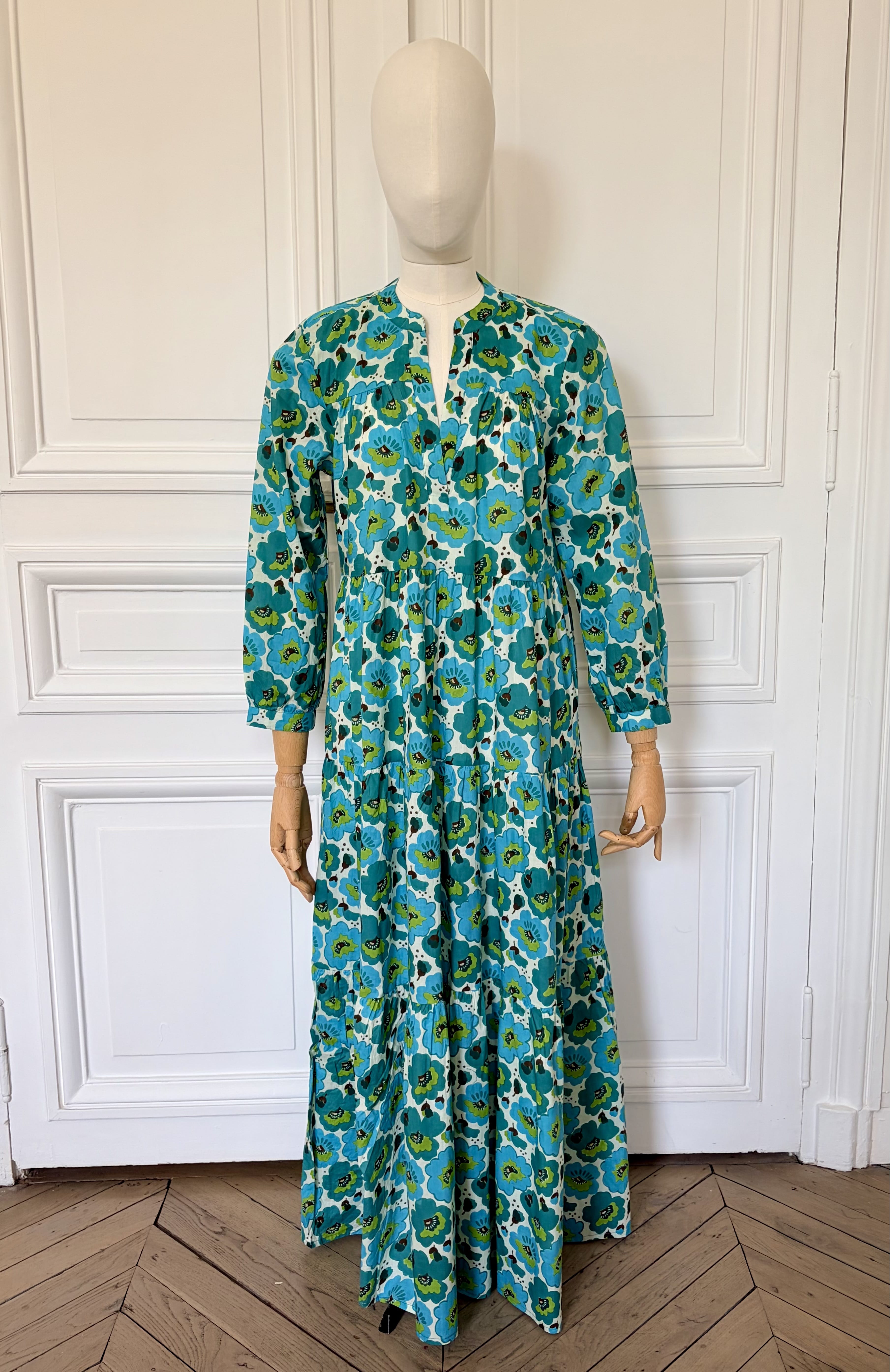 Robe longue à manches longues et volants verte