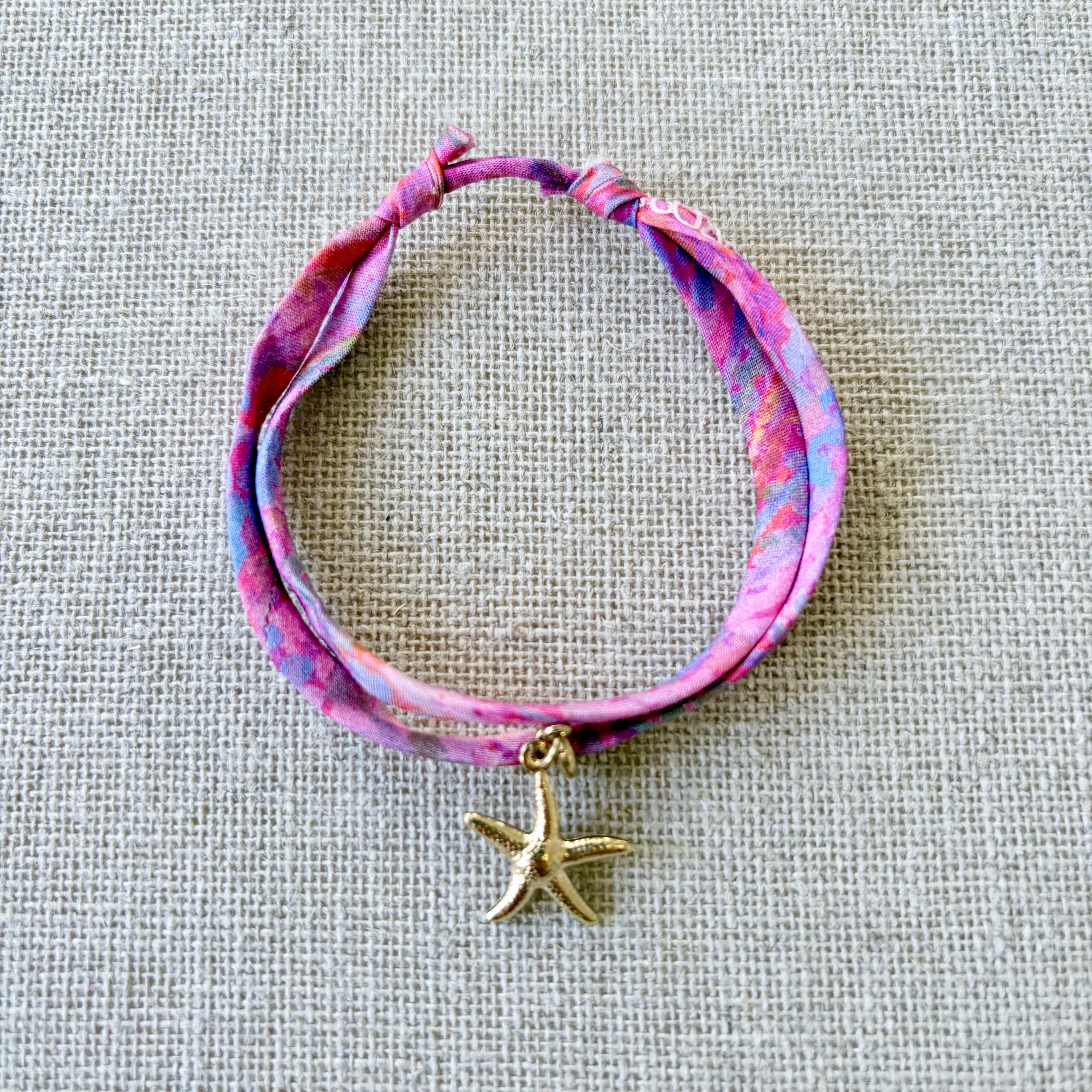 Bracelet Evesome x Le Petit Lien de Paris en Liberty de coton et acier inoxydable doré