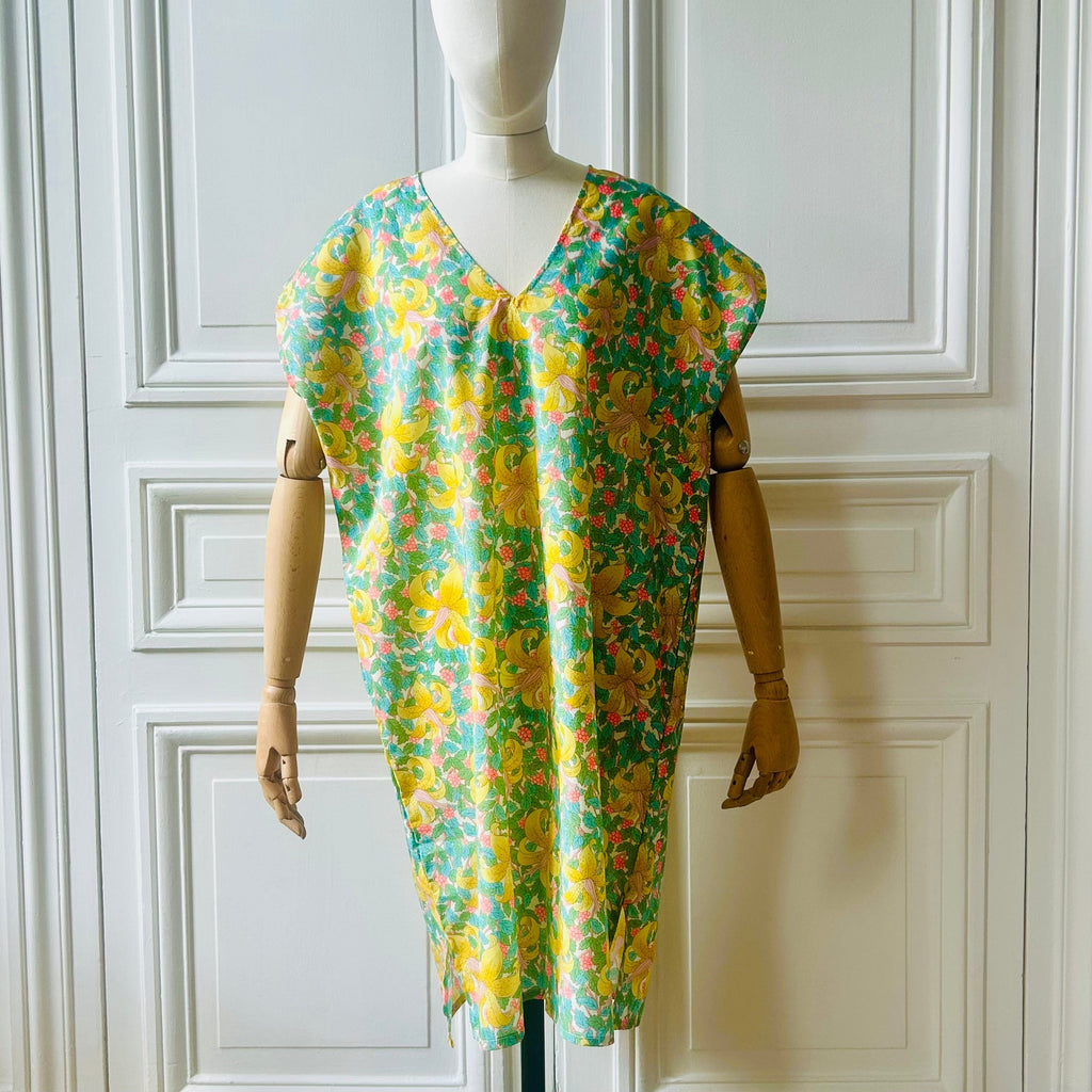 Robe en V courte fabriquée en France