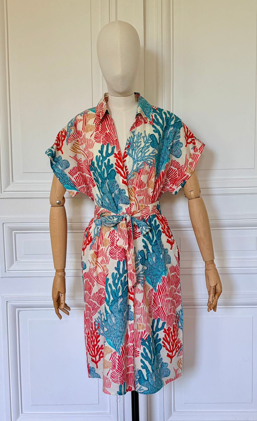 Robe mi longue col chemise imprimée coraux en coton