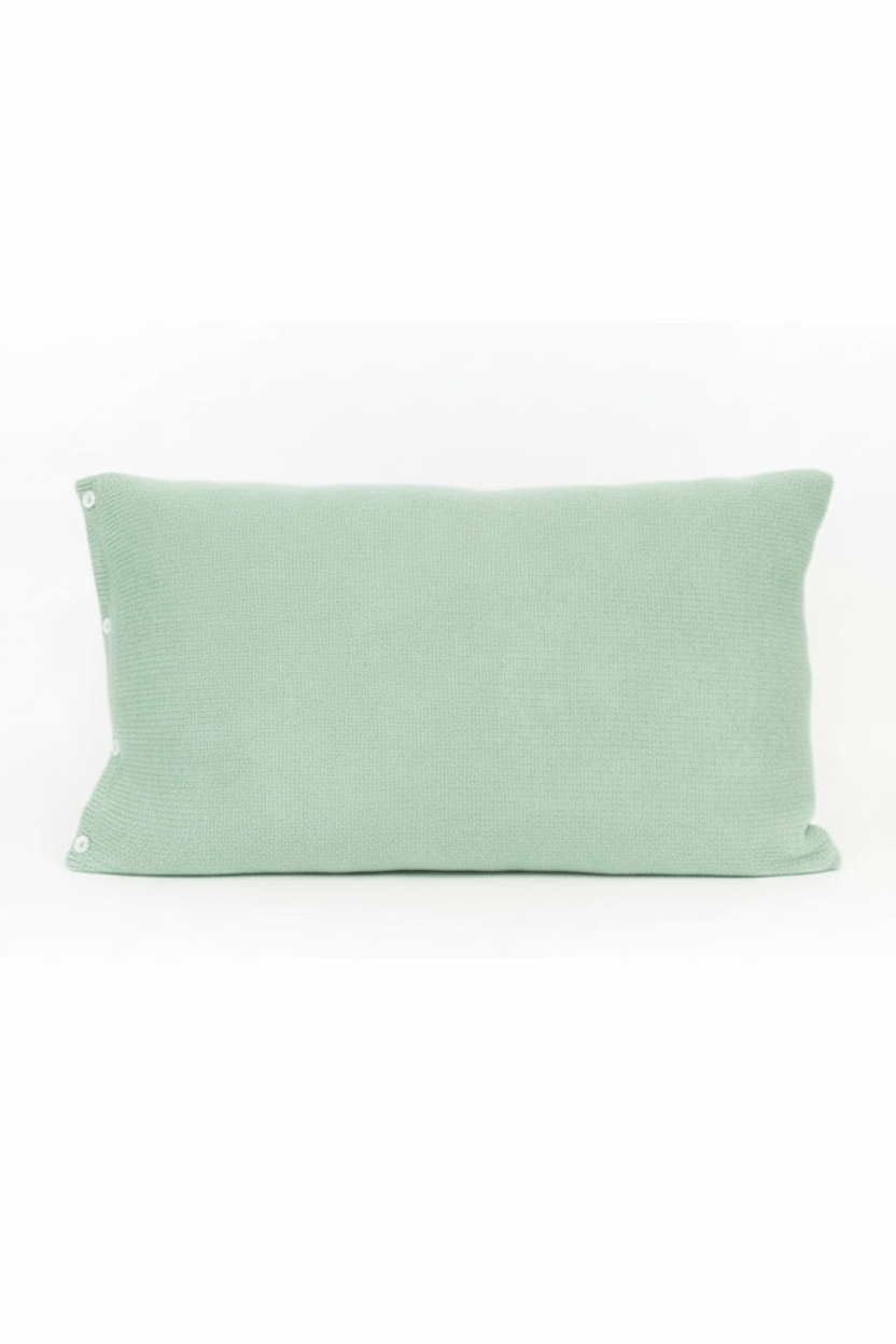 Coussin 61x28 cm vert d'eau tricoté en France 58% cachemire 42% lin
