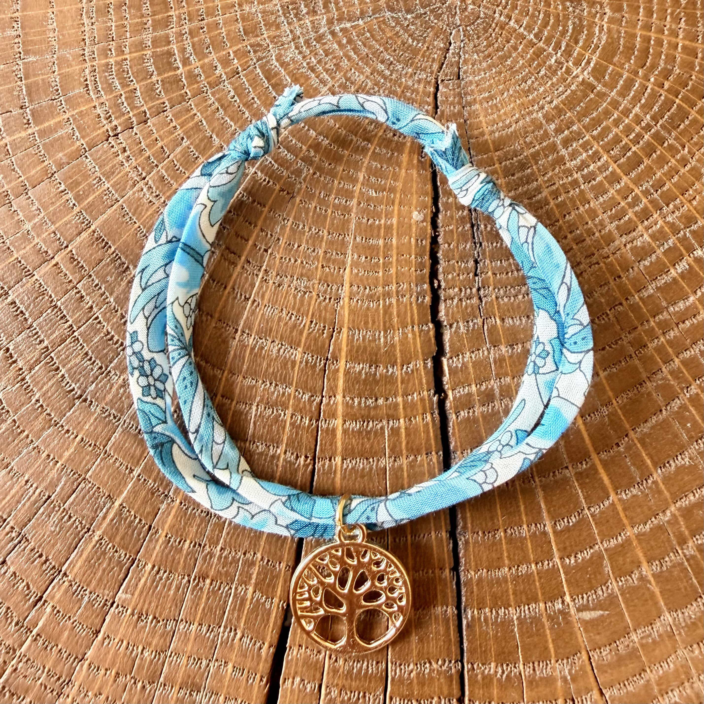 Bracelet Evesome x Le Petit Lien de Paris en Liberty de coton et acier inoxydable doré