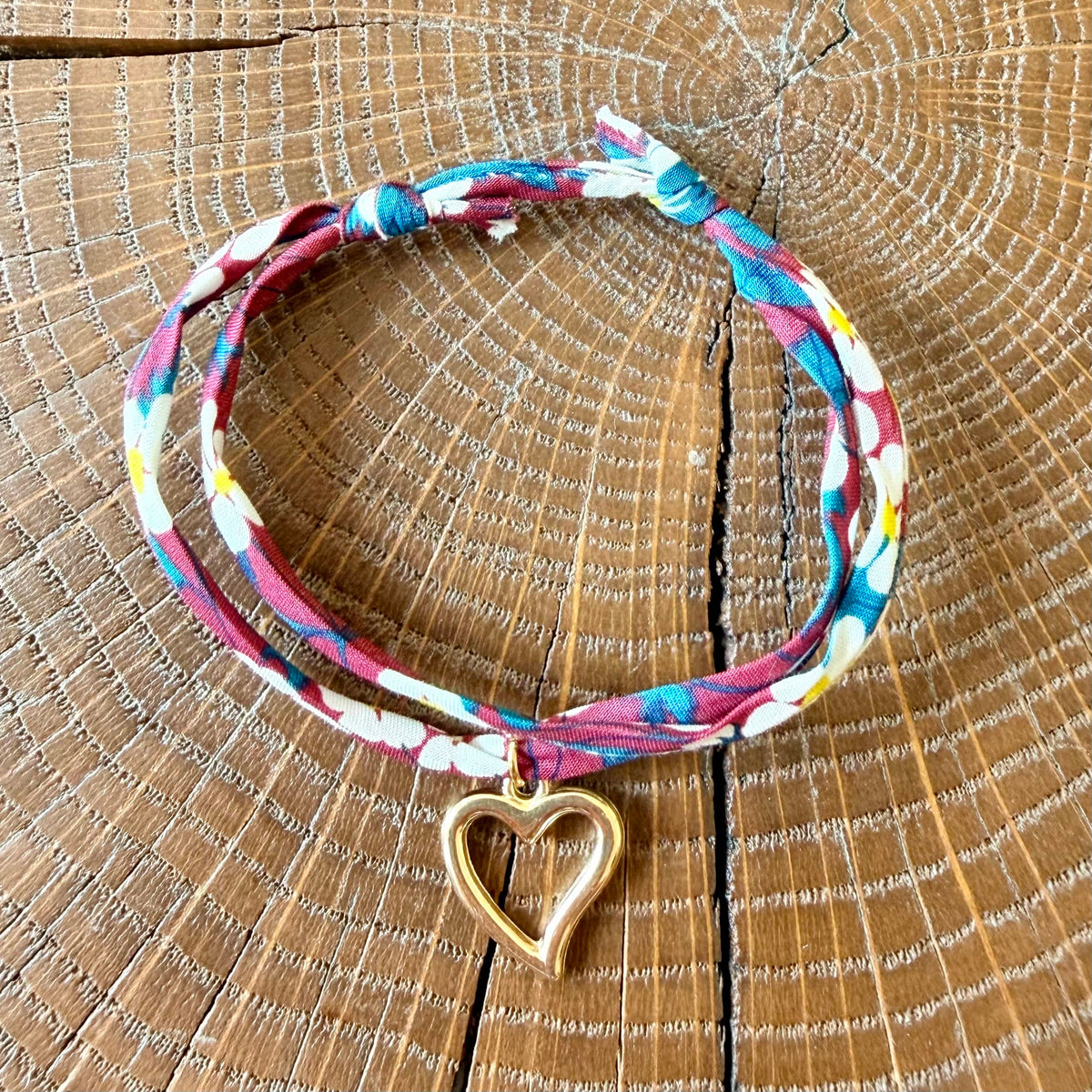 Bracelet Evesome x Le Petit Lien de Paris en Liberty de coton et acier inoxydable doré