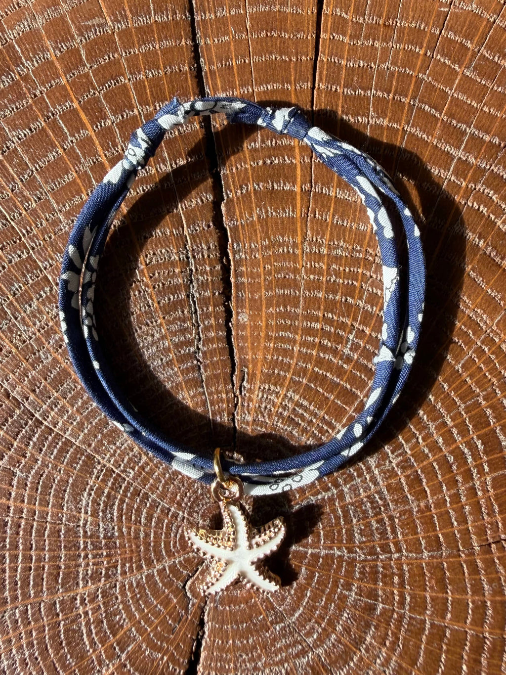 Bracelet Evesome x Le Petit Lien de Paris en Liberty de coton et acier inoxydable doré