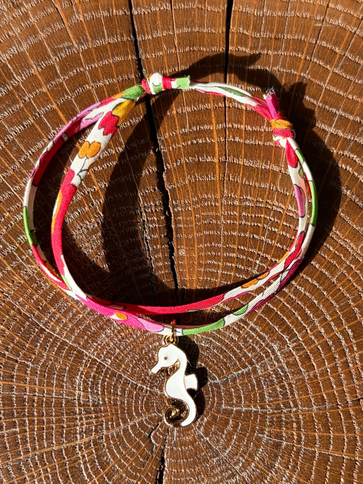 Bracelet Evesome x Le Petit Lien de Paris en Liberty de coton et acier inoxydable doré