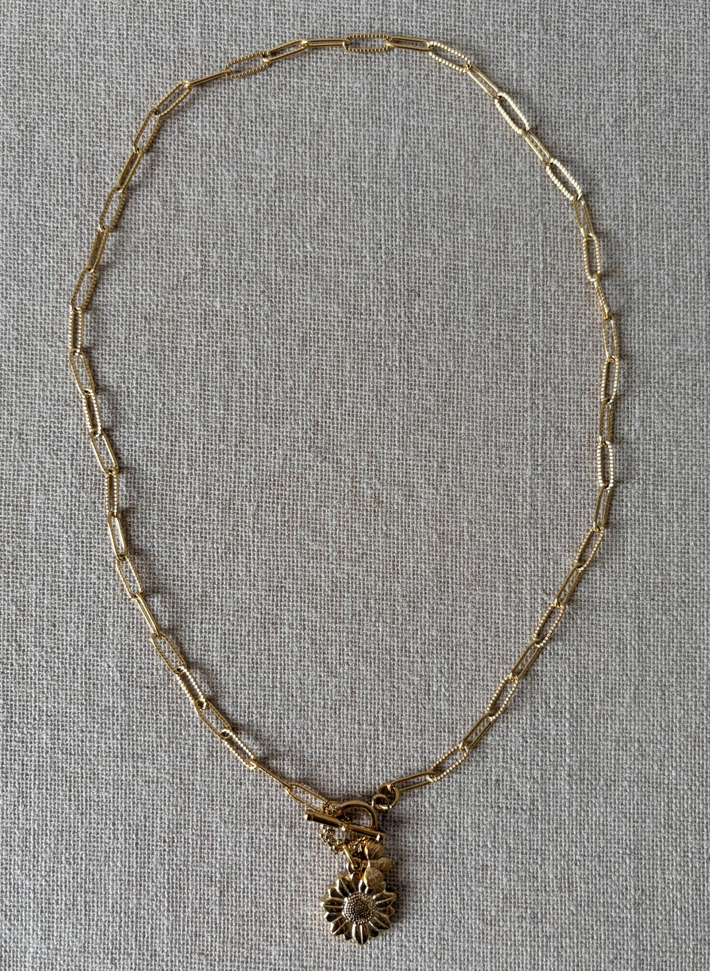 Collier cassis