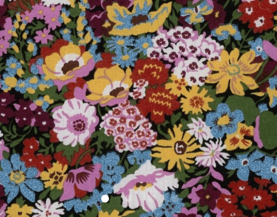 Triangle en 140 cm de longueur et 47 cm de hauteur en Liberty de coton doublé