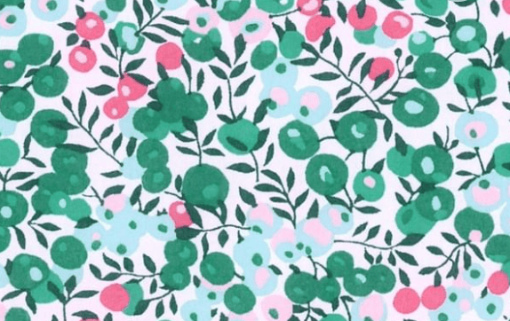 Triangle en 140 cm de longueur et 47 cm de hauteur en Liberty de coton doublé