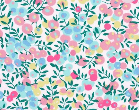 Triangle en 140 cm de longueur et 47 cm de hauteur en Liberty de coton doublé