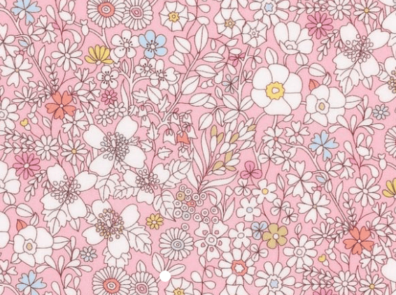 Triangle en 140 cm de longueur et 47 cm de hauteur en Liberty de coton doublé