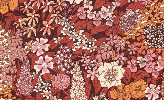 Triangle en 140 cm de longueur et 47 cm de hauteur en Liberty de coton doublé