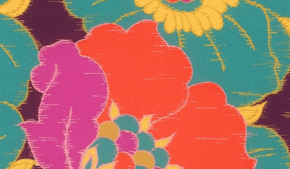 Triangle en 140 cm de longueur et 47 cm de hauteur en Liberty de coton doublé