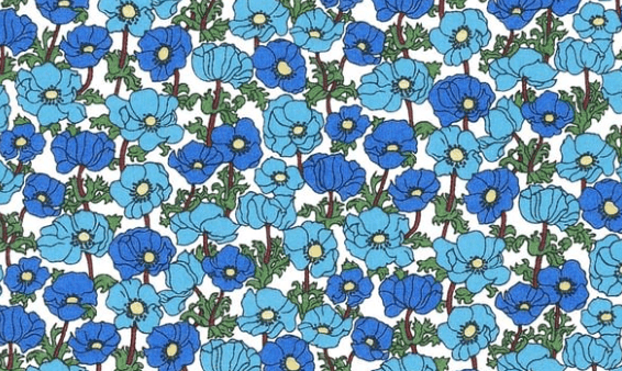 Triangle en 140 cm de longueur et 47 cm de hauteur en Liberty de coton doublé