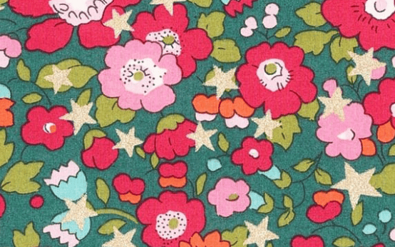 Triangle en 140 cm de longueur et 47 cm de hauteur en Liberty de coton doublé