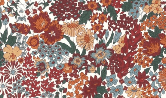 Triangle en 140 cm de longueur et 47 cm de hauteur en Liberty de coton doublé