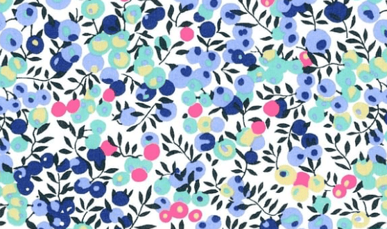 Triangle en 140 cm de longueur et 47 cm de hauteur en Liberty de coton doublé