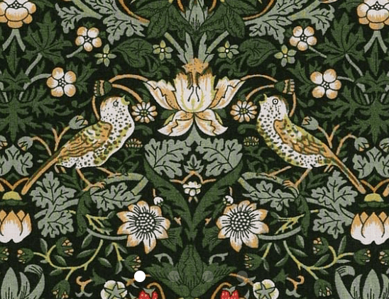 Triangle en 140 cm de longueur et 47 cm de hauteur en Liberty de coton doublé