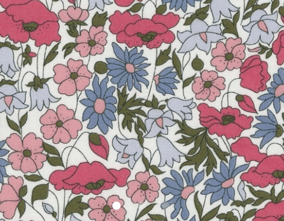 Triangle en 140 cm de longueur et 47 cm de hauteur en Liberty de coton doublé