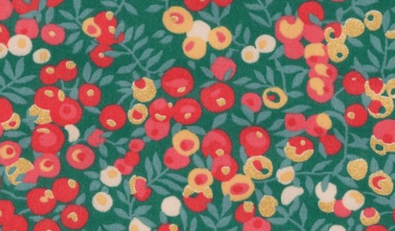 Triangle en 140 cm de longueur et 47 cm de hauteur en Liberty de coton doublé